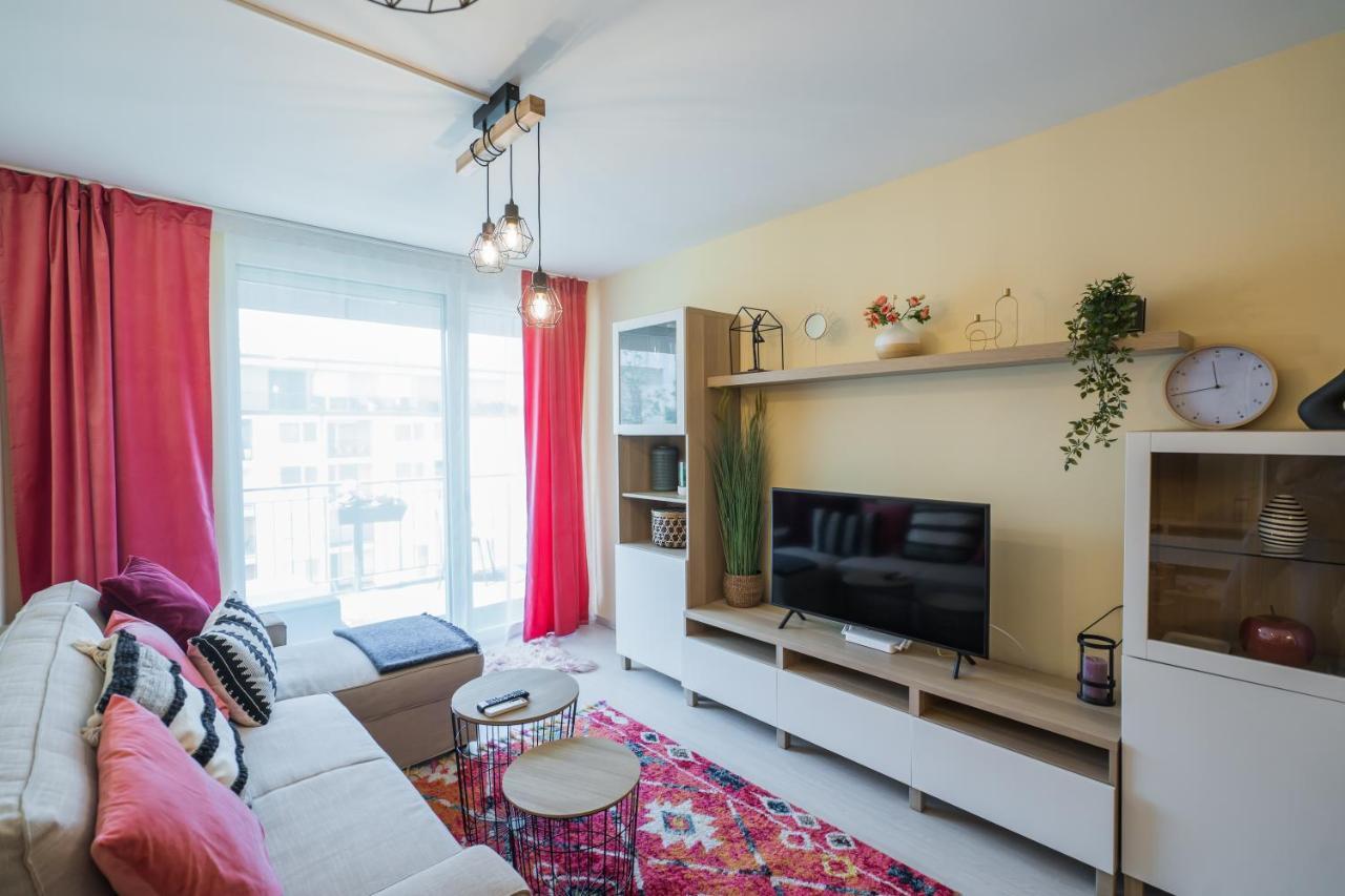 Mf Adriana Panorama Apartment Siófok Exterior foto